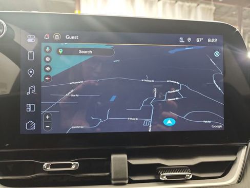 New 2026 Chevrolet Equinox LT w/ Convenience Package II image 21