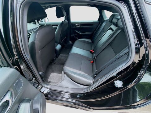 Used 2025 Honda Civic Sport image 22