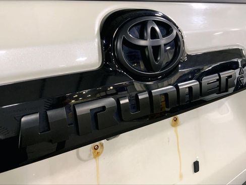 Used 2020 Toyota 4Runner Nightshade AWD/4WD image 10