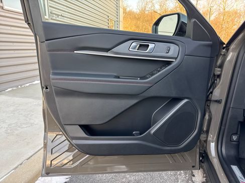 New 2026 Ford Explorer ST-Line image 27