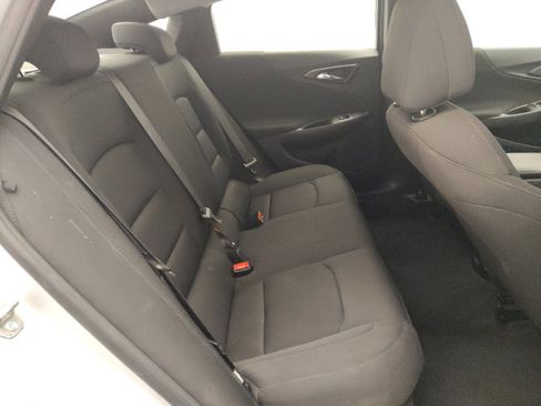 Used 2021 Chevrolet Malibu LS FWD image 19
