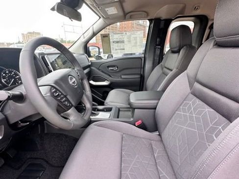 New 2025 Nissan Frontier SV w/ SV Convenience Package image 23