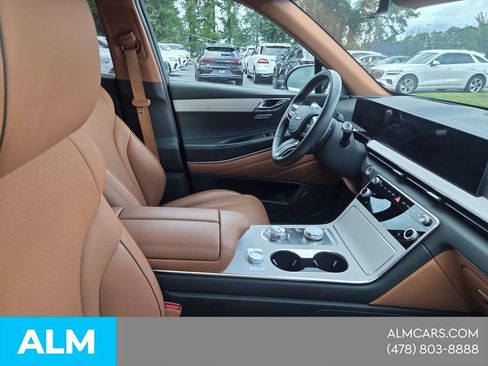 Used 2025 Genesis GV80 3.5T Advanced AWD/4WD image 23