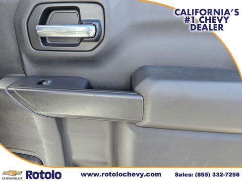 Used 2020 Chevrolet Silverado 1500 Custom w/ Custom Value Package RWD image 12
