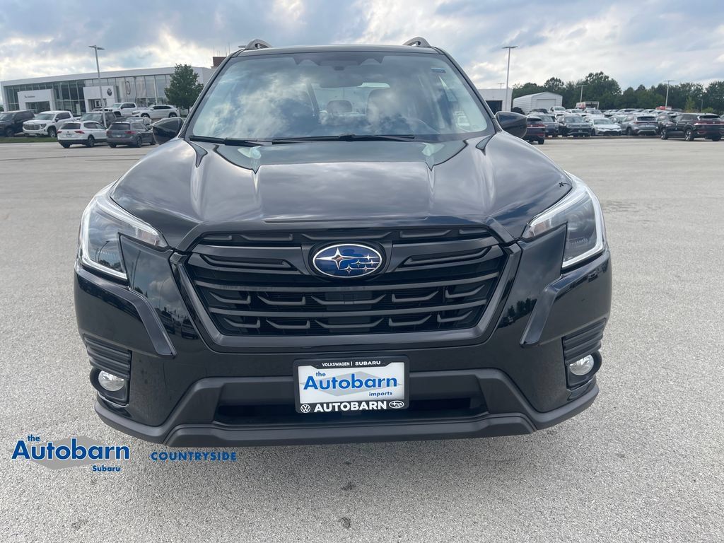 Used 2023 Subaru Forester Premium AWD/4WD image 8