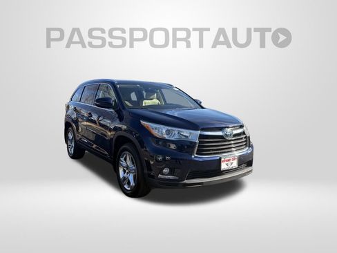 Used 2016 Toyota Highlander Limited image 3