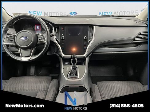 Used 2021 Subaru Outback Premium image 8