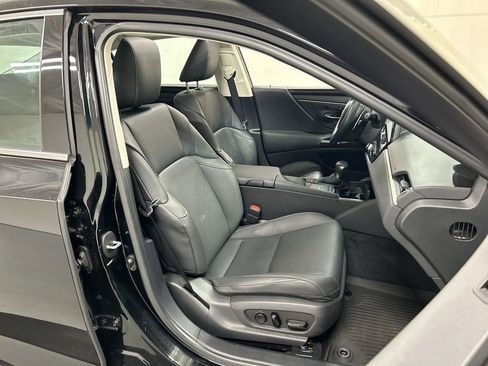 Used 2022 Lexus ES 350 w/ Premium Package image 23