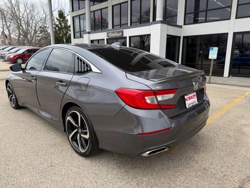Used 2018 Honda Accord Sport image 13