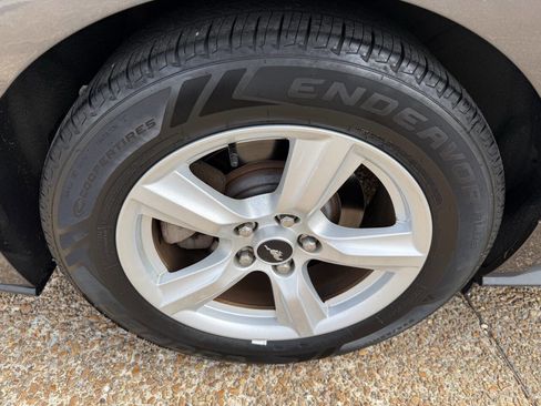 Used 2018 Ford Mustang image 19