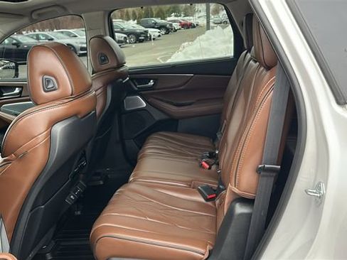 Certified 2025 Acura MDX w/ Advance Package image 22