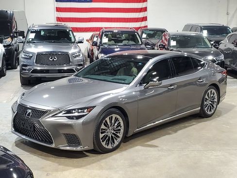 Used 2023 Lexus LS 500 w/ Interior Upgrade Package RWD image 43