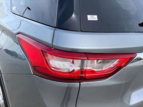 Used 2021 Chevrolet Traverse LS w/ LPO, Floor Liner Package image 31