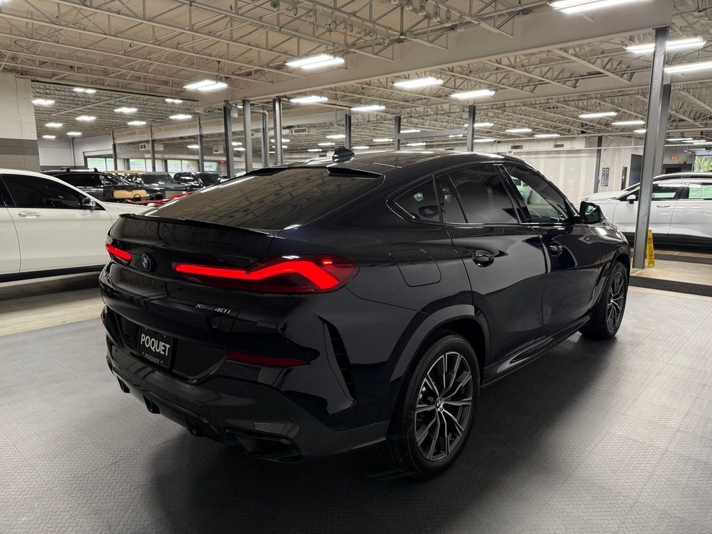 Used 2021 BMW X6 xDrive40i w/ M Sport Package AWD/4WD image 4
