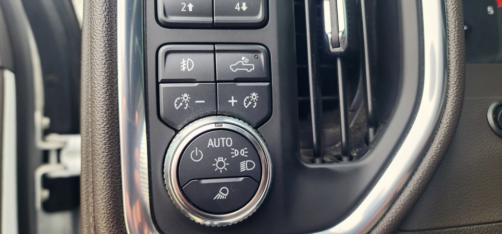 Used 2023 GMC Sierra 3500 SLT w/ SLT Premium Package AWD/4WD image 29
