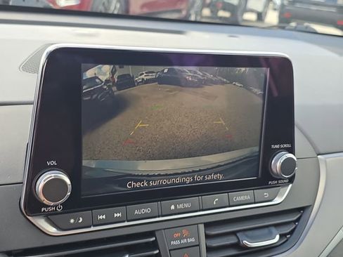 Certified 2025 Nissan Altima 2.5 SR image 23