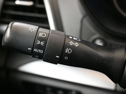 Certified 2023 Subaru Forester Premium image 29