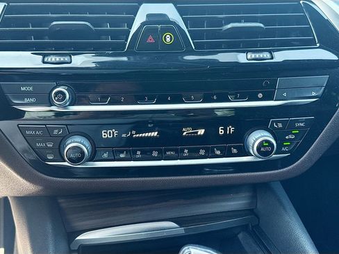 Used 2022 BMW 530i xDrive w/ M Sport Package AWD/4WD image 17