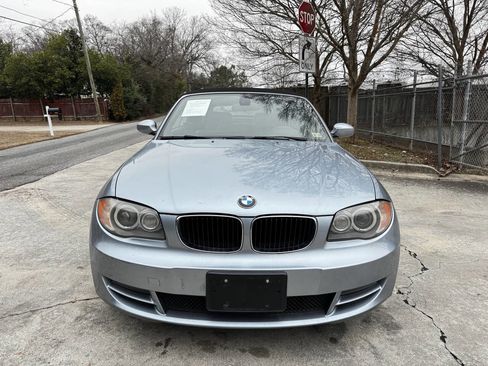 Used 2009 BMW 128i Convertible w/ Premium Pkg image 2