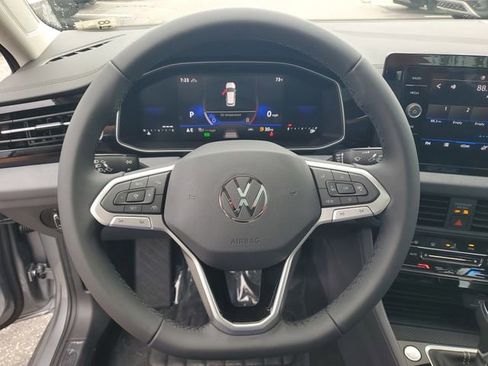 New 2026 Volkswagen Jetta SE FWD image 17