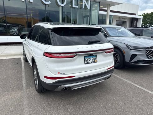 Used 2021 Lincoln Corsair AWD w/ Premium Package image 9