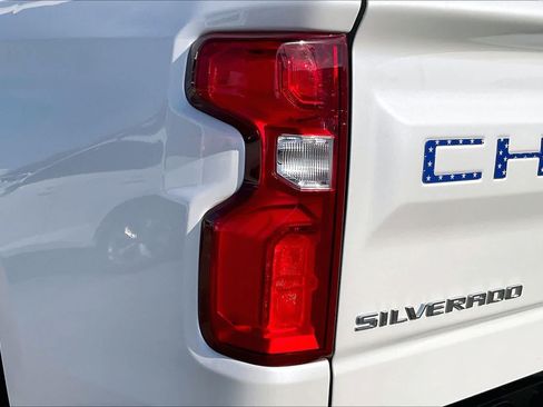 Used 2022 Chevrolet Silverado 1500 LTZ AWD/4WD image 25