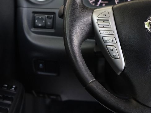Used 2016 Nissan Versa Note SV FWD image 29