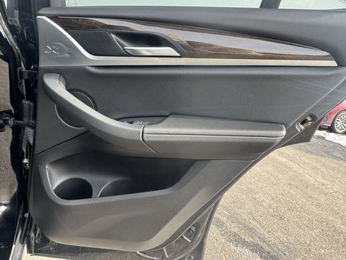 Used 2021 BMW X3 xDrive30e w/ Convenience Package image 26