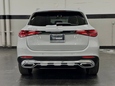 Used 2026 Mercedes-Benz GLC 300 image 11