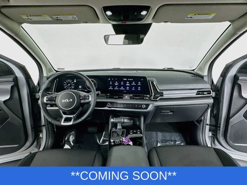 Used 2025 Kia Sportage SX AWD/4WD image 9