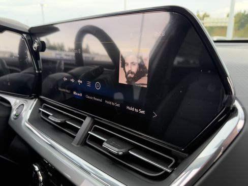 New 2026 Chevrolet Trax LT w/ Driver Confidence Package image 22