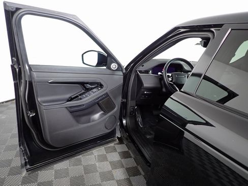 Used 2022 Land Rover Range Rover Evoque SE image 21