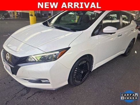Certified 2024 Nissan Leaf SV Plus image 2