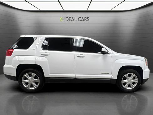 Used 2017 GMC Terrain SLE FWD image 4