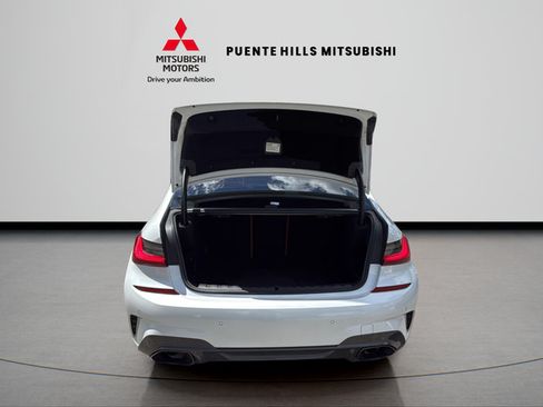 Used 2021 BMW M340i RWD image 9
