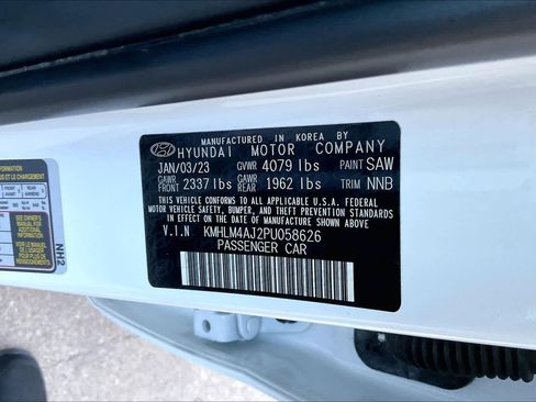 Used 2023 Hyundai Elantra Blue image 32