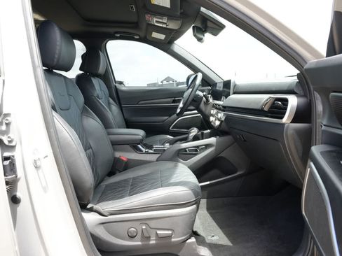 Used 2023 Kia Telluride EX X-Line AWD/4WD image 22