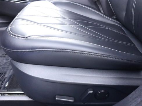 Used 2022 Ford Mustang Mach-E Select image 28