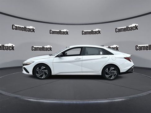 New 2025 Hyundai Elantra Sport image 4
