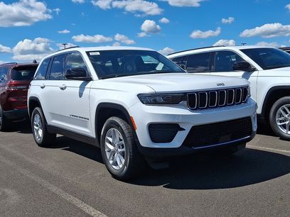 New 2025 Jeep Grand Cherokee Laredo X