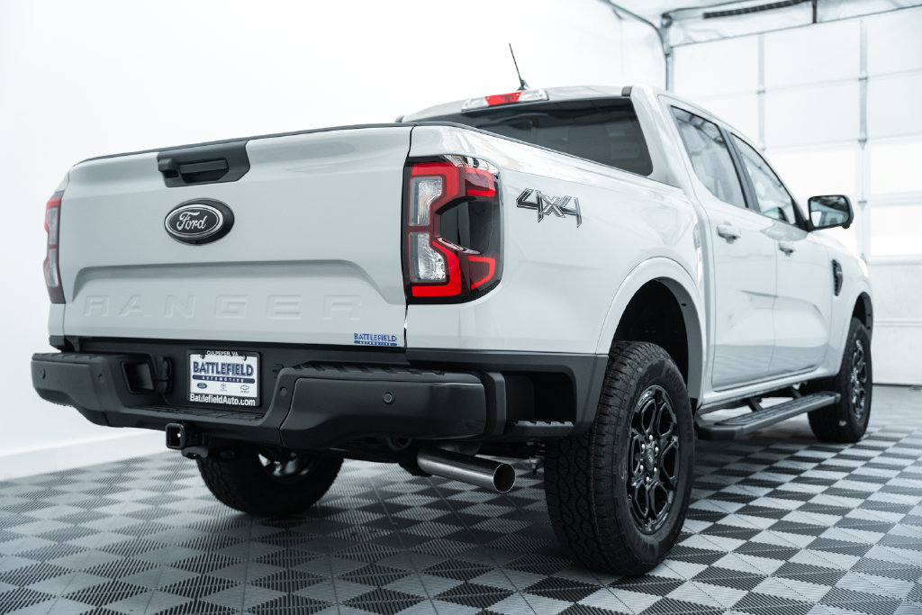 New 2026 Ford Ranger Lariat w/ Black Appearance Package AWD/4WD image 5