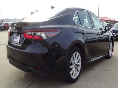 Used 2024 Toyota Camry LE image 6