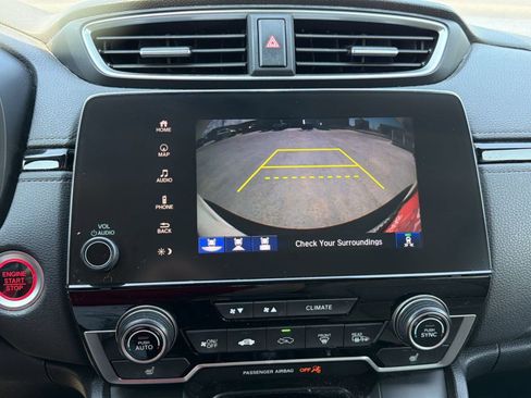 Used 2018 Honda CR-V Touring image 19