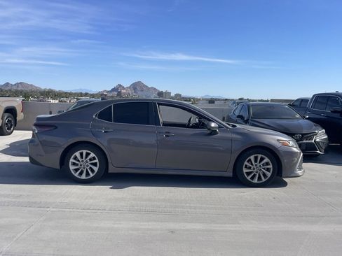 Used 2024 Toyota Camry LE image 3