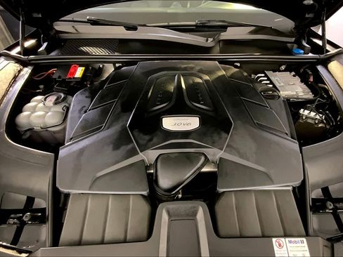 Used 2022 Porsche Cayenne image 62