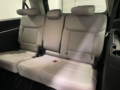 New 2027 Ford Expedition Max Platinum AWD/4WD image 18