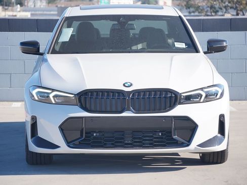 New 2026 BMW 330i 330i w/ M Sport Package image 2