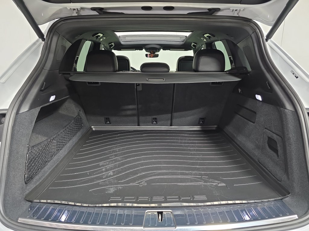 Certified 2026 Porsche Cayenne S AWD/4WD image 25