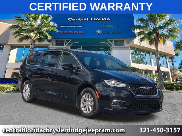 Certified 2026 Chrysler Pacifica Select FWD image 1