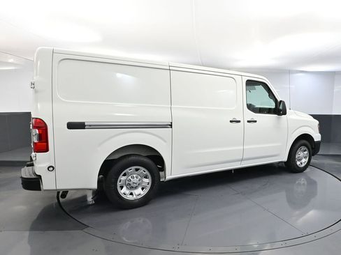Used 2019 Nissan NV 2500 SV RWD image 5